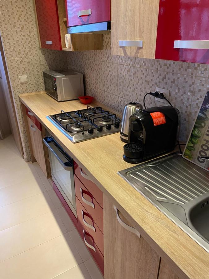 Căn hộ Igi Red Flat With Free Private Parking